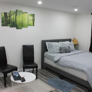  Apartment Comfy Basement Near Kw Airport
