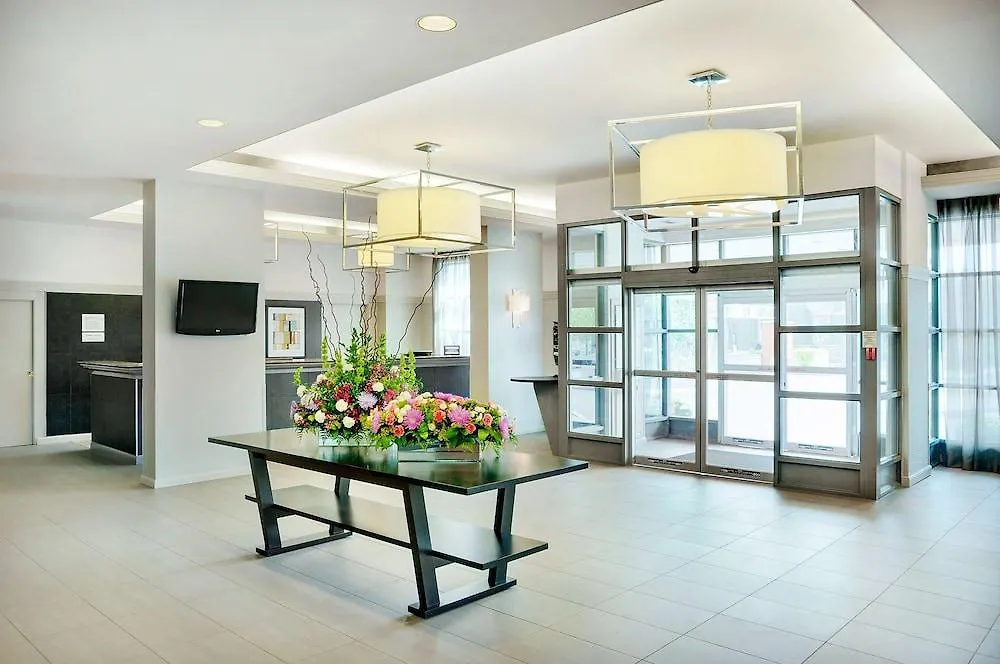 Courtyard By Marriott Kitchener Hotel