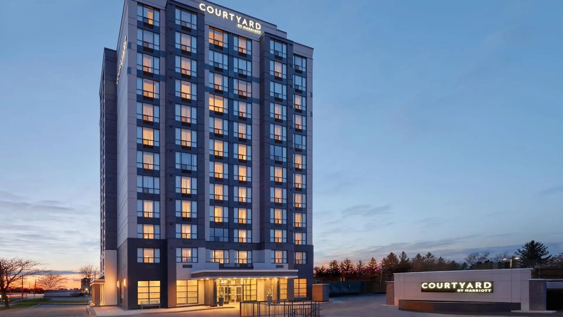 Courtyard By Marriott Kitchener Hotel