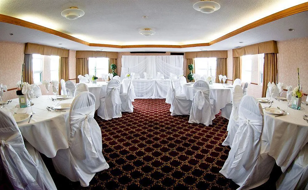 Courtyard By Marriott Kitchener Hotel